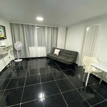 Apartamento En Bocagrande Muy Cerca Al Mar! Apto 401 Cartagena