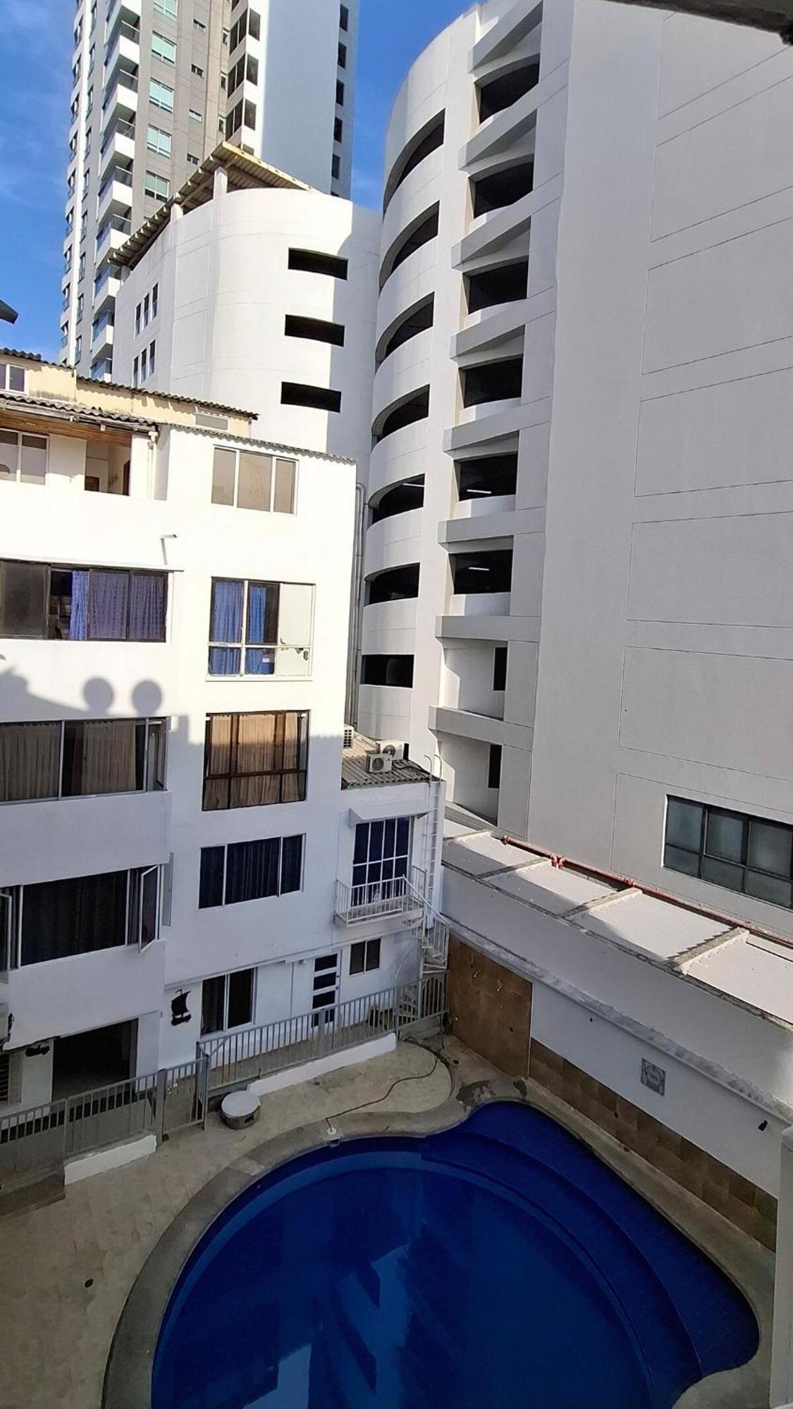 Apartamento En Bocagrande Muy Cerca Al Mar! Apto 401 Cartagena